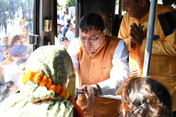 CM Photo 01 dt. 14 October, 2025 Matru-Pitru tirthatan yojana